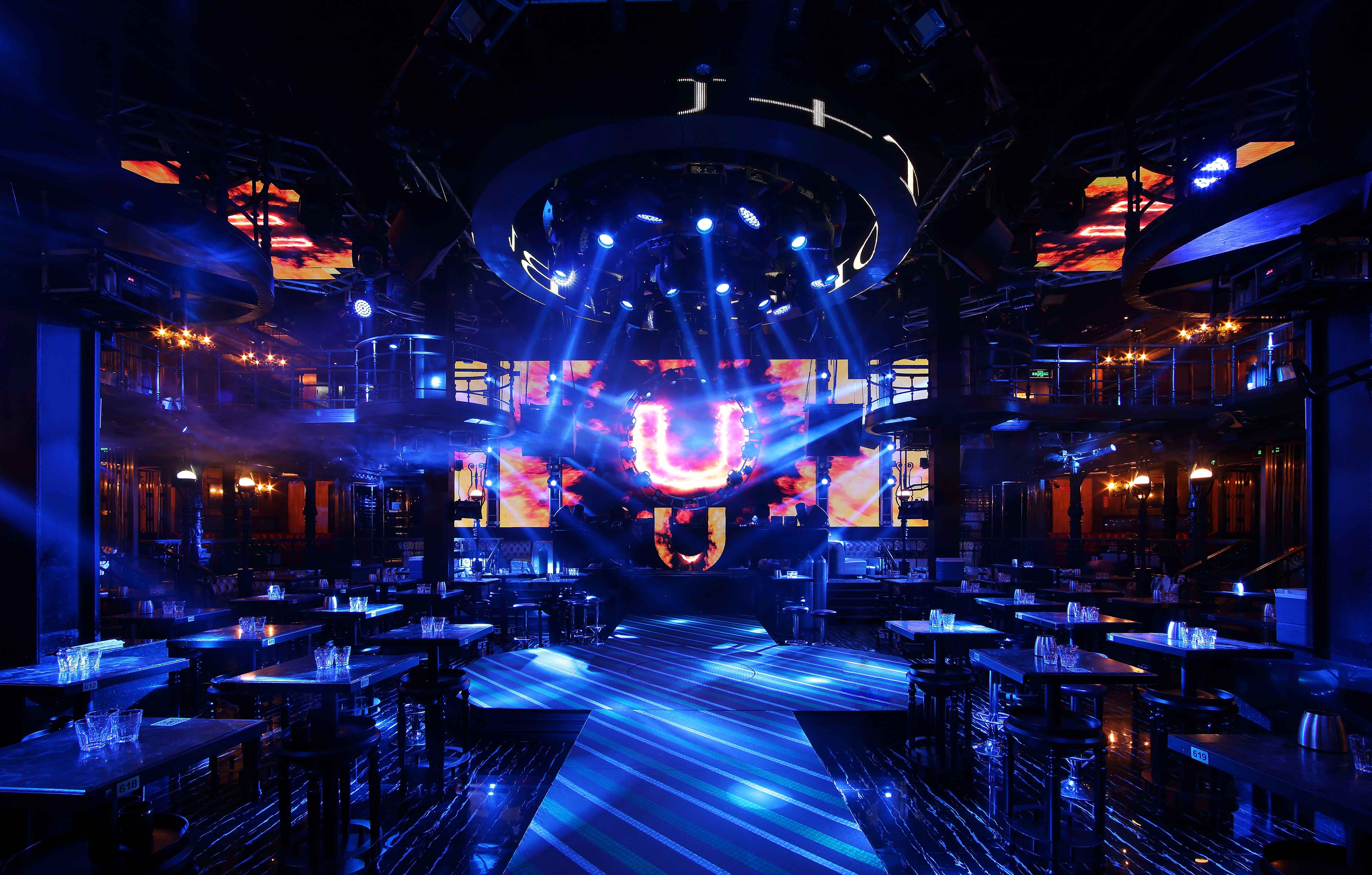 19pcs Bee eye Moving head Light