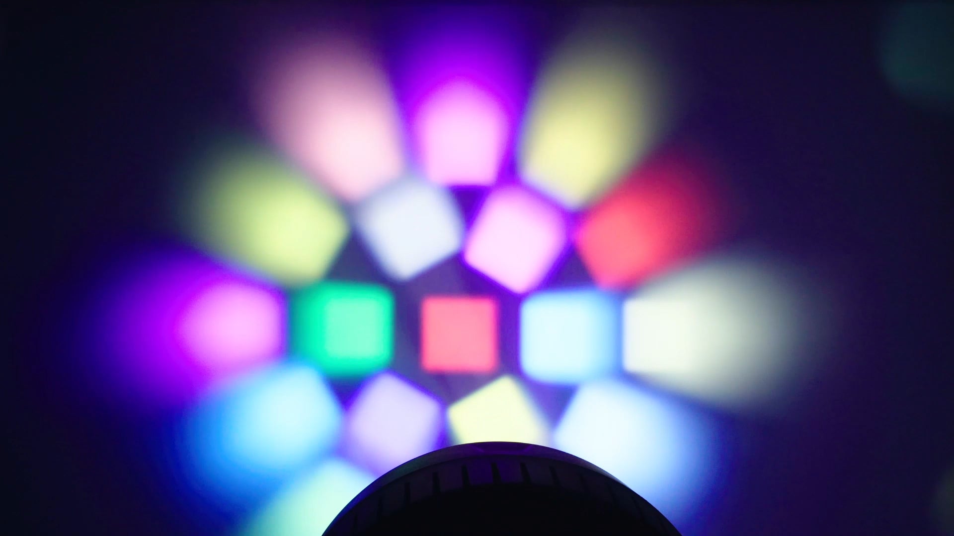 19pcs Bee eye Moving head Light