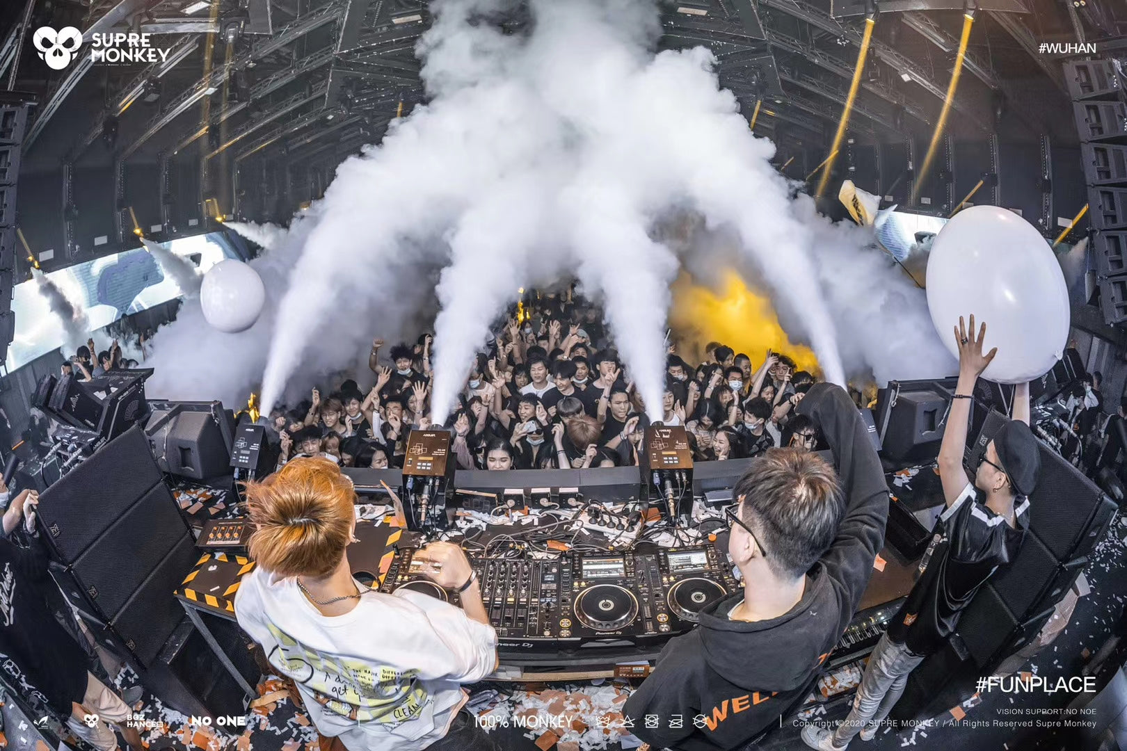 3000W 24pcs full color air column smoke machine