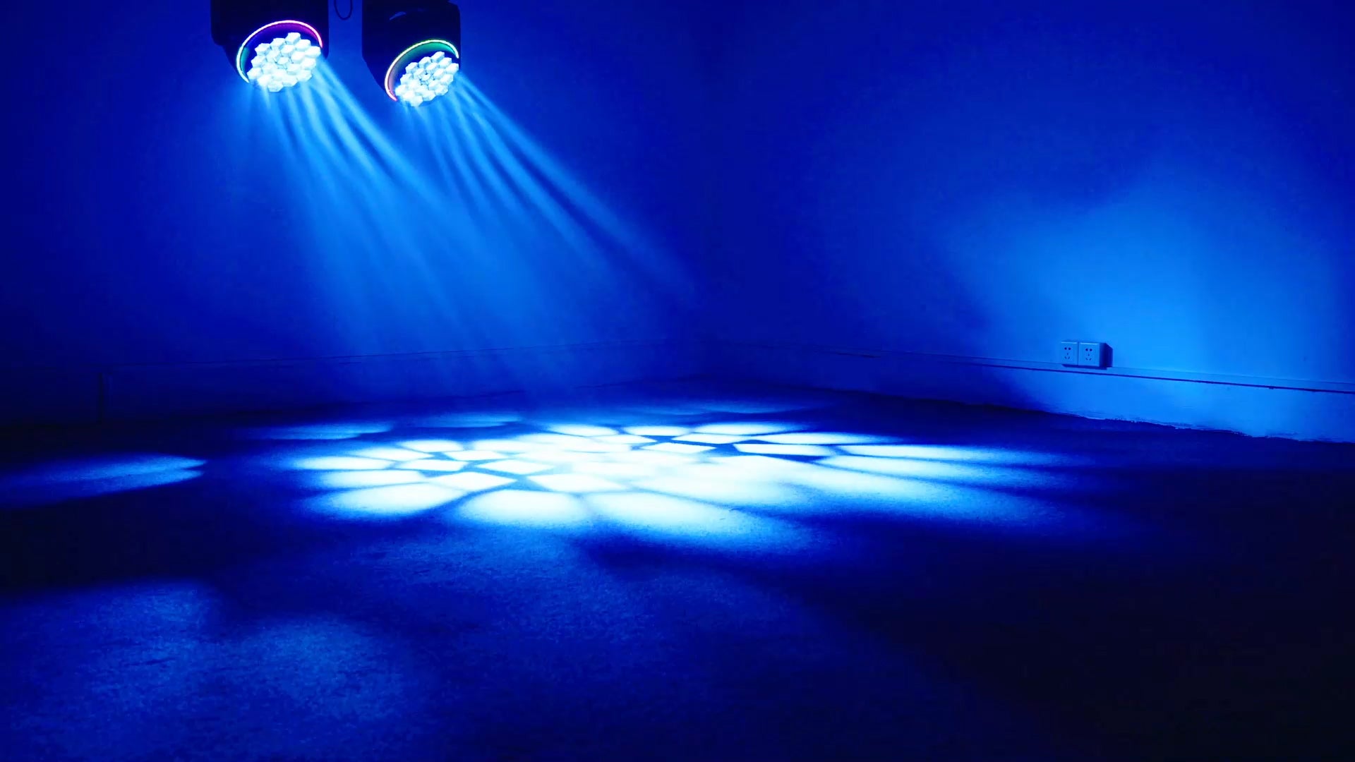 19X40w Bee eye Moving head Light with pixel strip