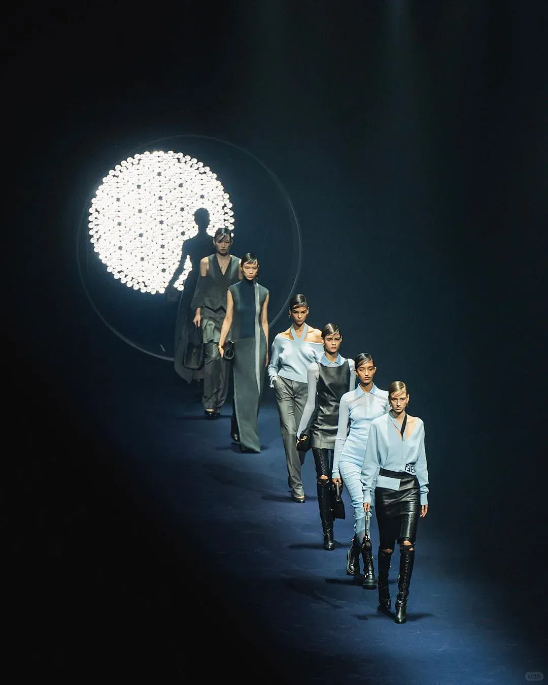 DMX 600w LED Follow spot light