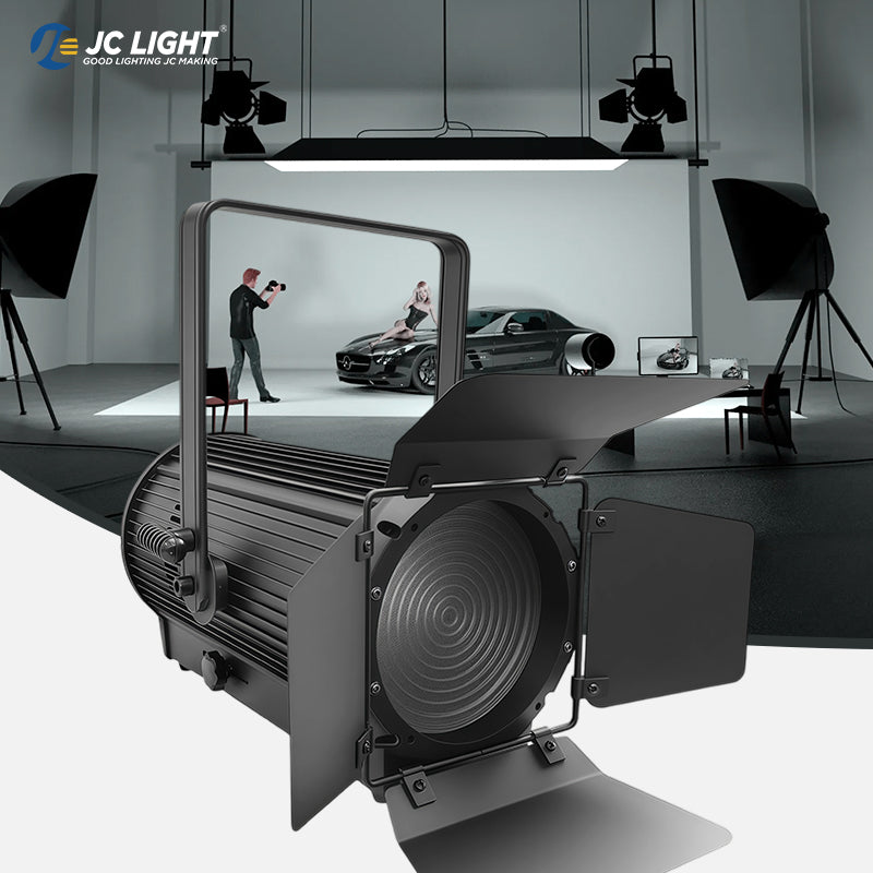300W/400W FRESNEL SPOTLIGHT
