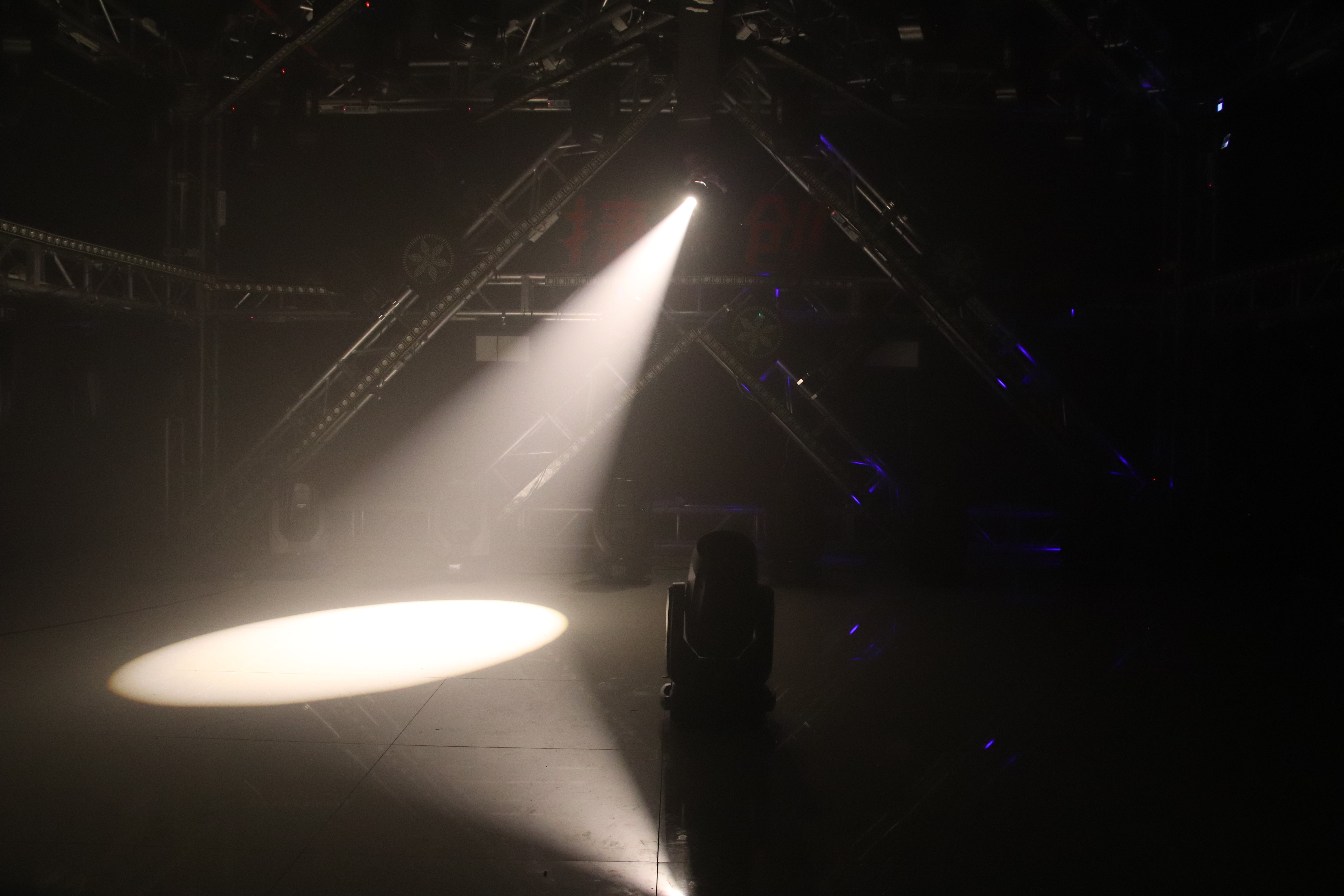 DMX 600w LED Follow spot light