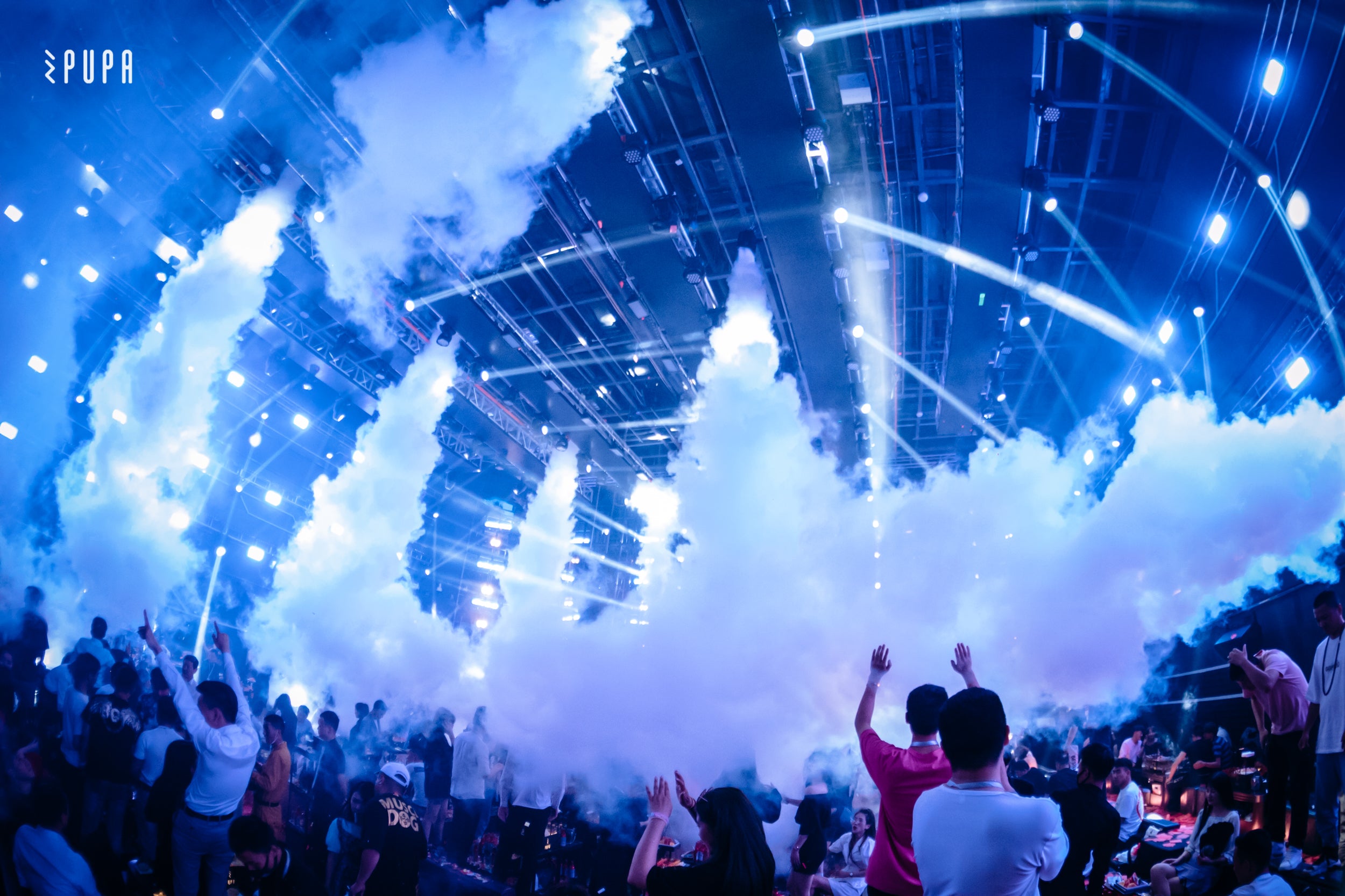 3000W 24pcs full color air column smoke machine